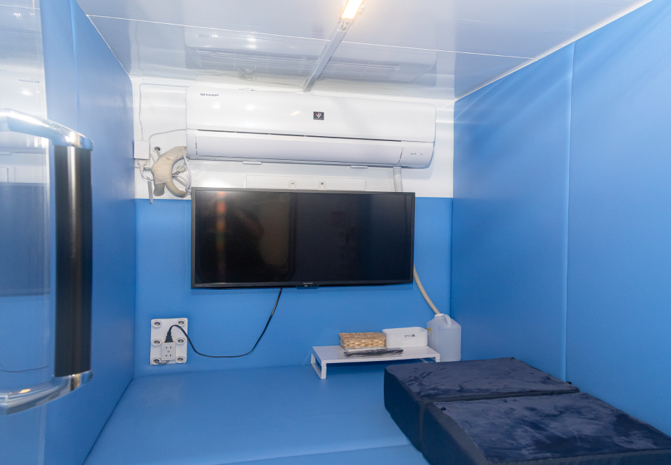 高気圧酸素ルーム(O₂ルーム)の中